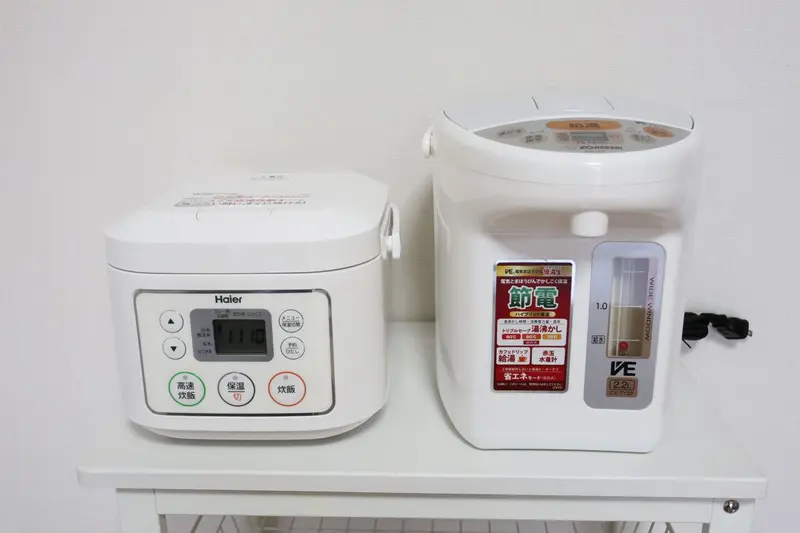 炊飯器・電気ポット完備!