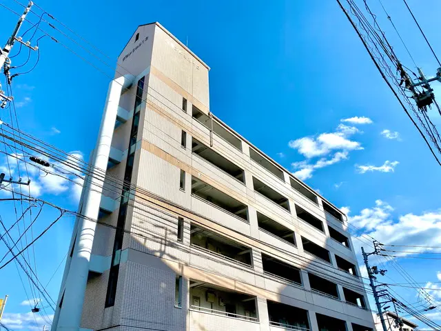 スーパー徒歩1分、松山市マンスリーマンション