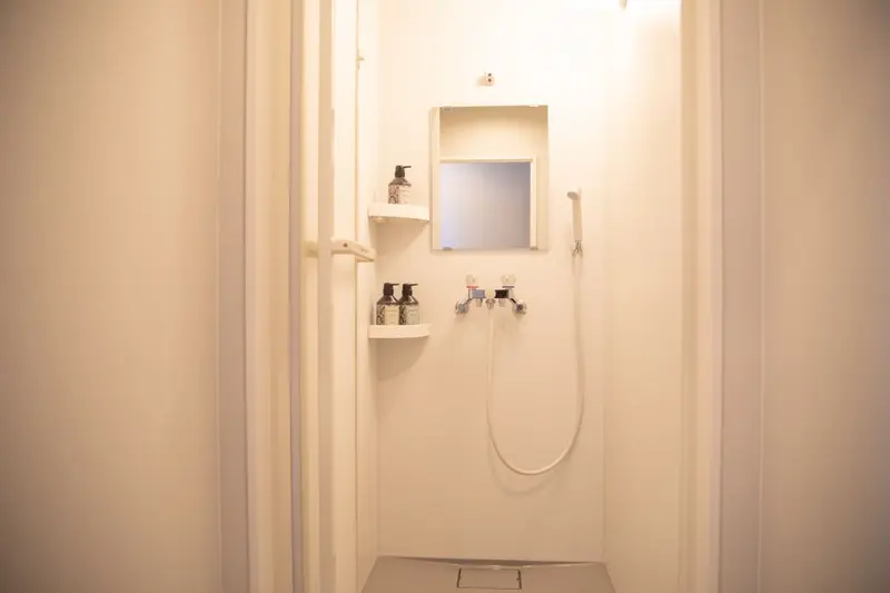 1F シャワールーム