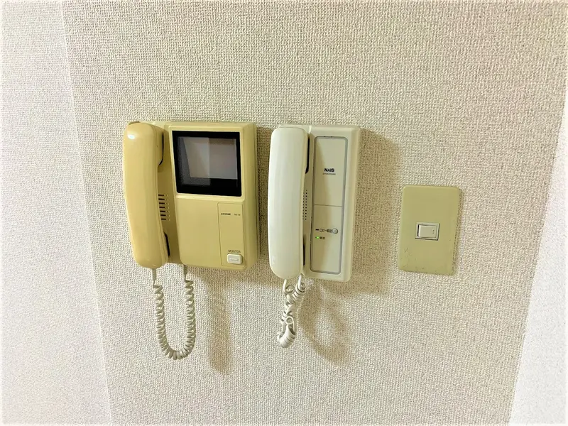 オートロックは室内から開錠出来ますよ☆