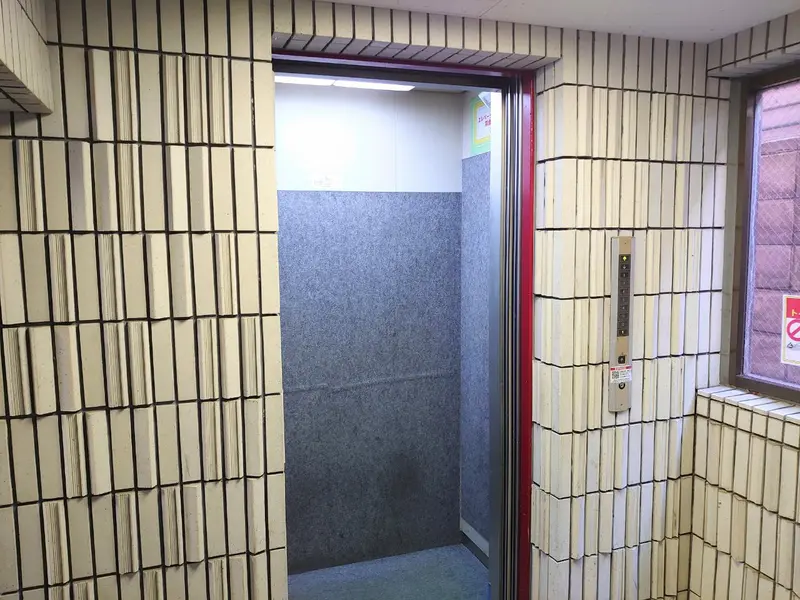 エレベーター