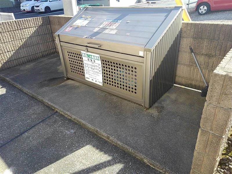 ゴミ置き場
