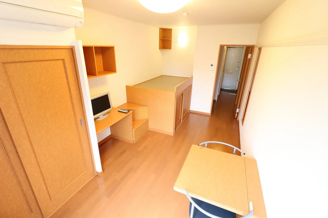 １Ｆはフローリング仕様・２Ｆは絨毯仕様になります。