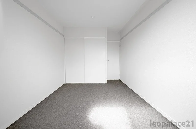 お部屋の仕様や設備は現況を優先します。