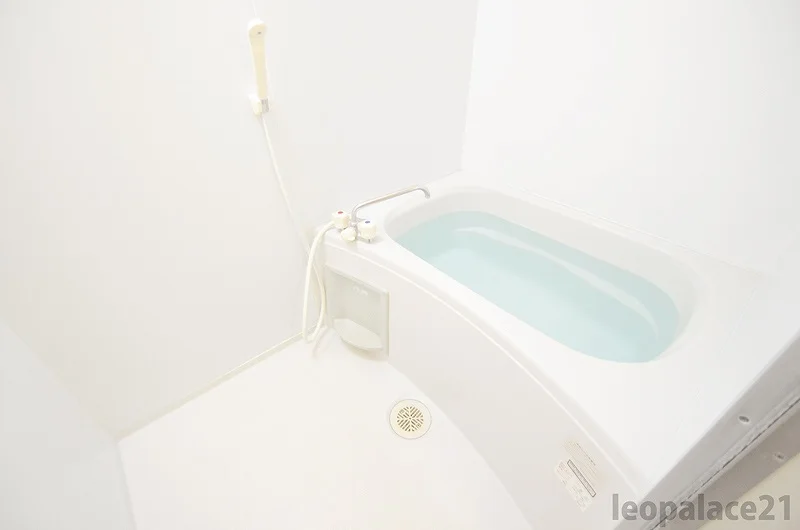 お部屋の仕様や設備は現況を優先します。