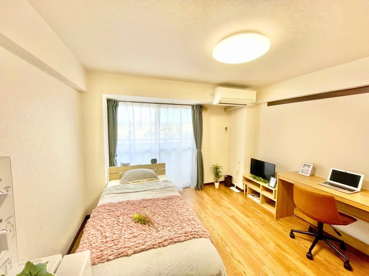 ※撮影用の観葉植物・食器調理器具・雑貨類等はございません。※図面・写真は現況優先。