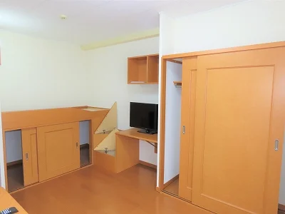 クローゼット、ベッド下収納あり