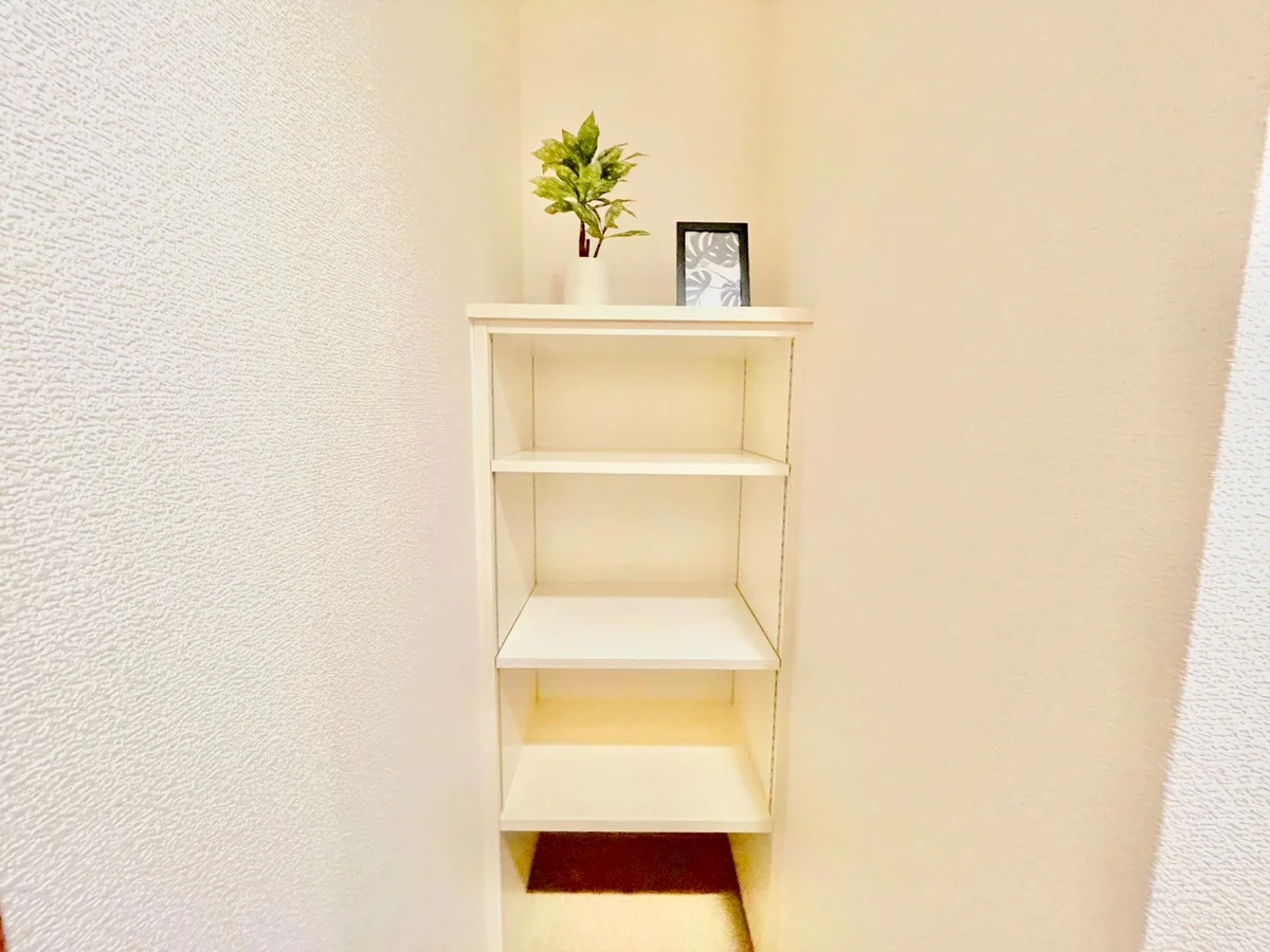 ※撮影用の観葉植物・食器調理器具・雑貨類等はございません。※図面・写真は現況優先。