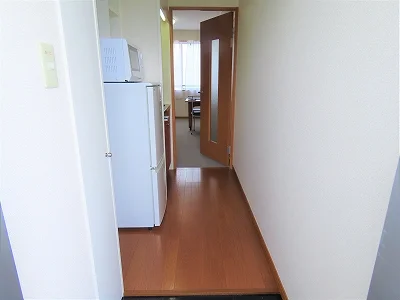 玄関からのアングルです