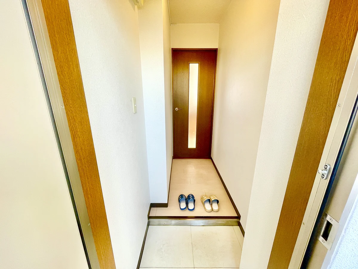 ※撮影用の観葉植物・食器調理器具・雑貨類等はございません。※図面・写真は現況優先。