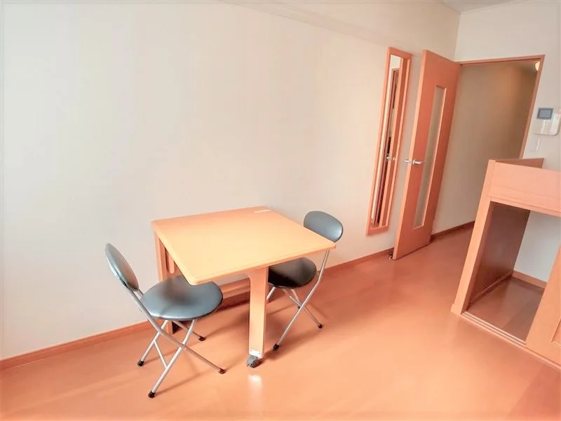 設備・使用は号室により異なる為、現況を優先致します。