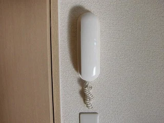 インターフォンつきです。