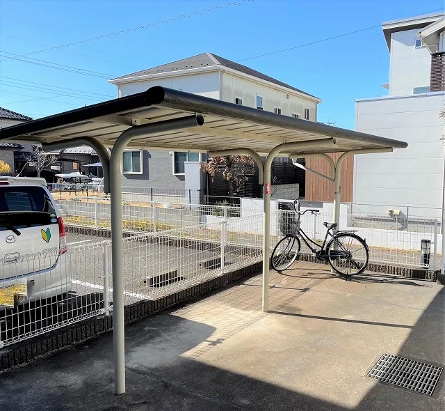 屋根付き駐輪場