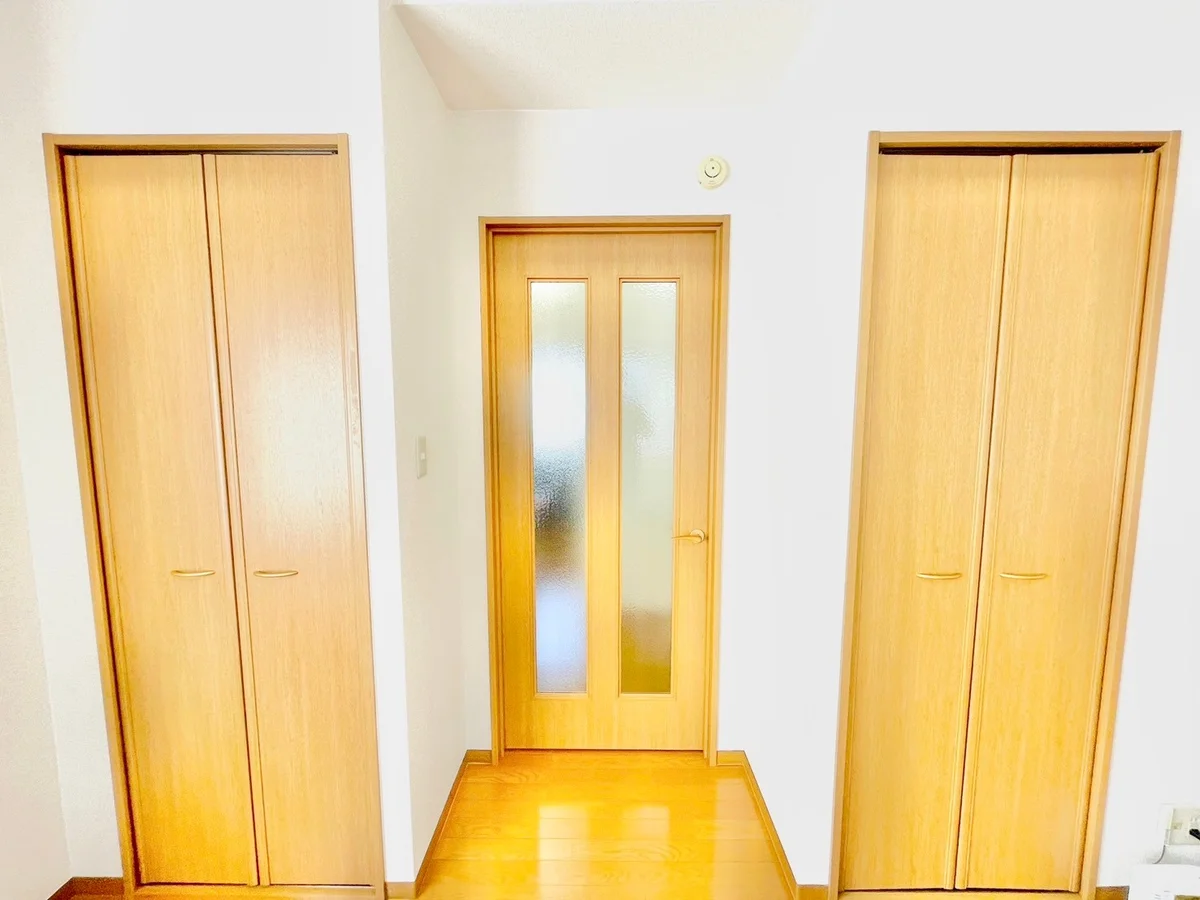 ※撮影用の観葉植物・食器調理器具・雑貨類等はございません。※図面・写真は現況優先。