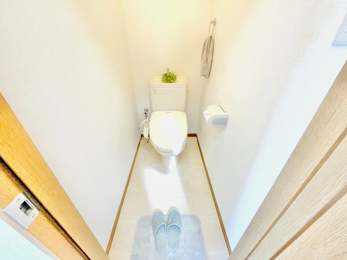 ※撮影用の観葉植物・食器調理器具・雑貨類等はございません。※図面・写真は現況優先。