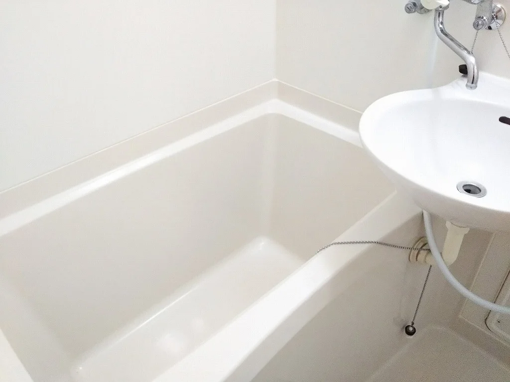 バス・トイレ別です。同タイプの写真です。