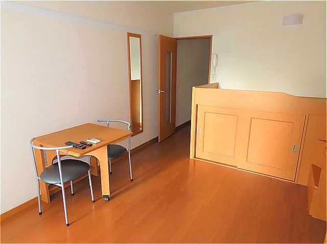 ハイベッドタイプのお部屋です