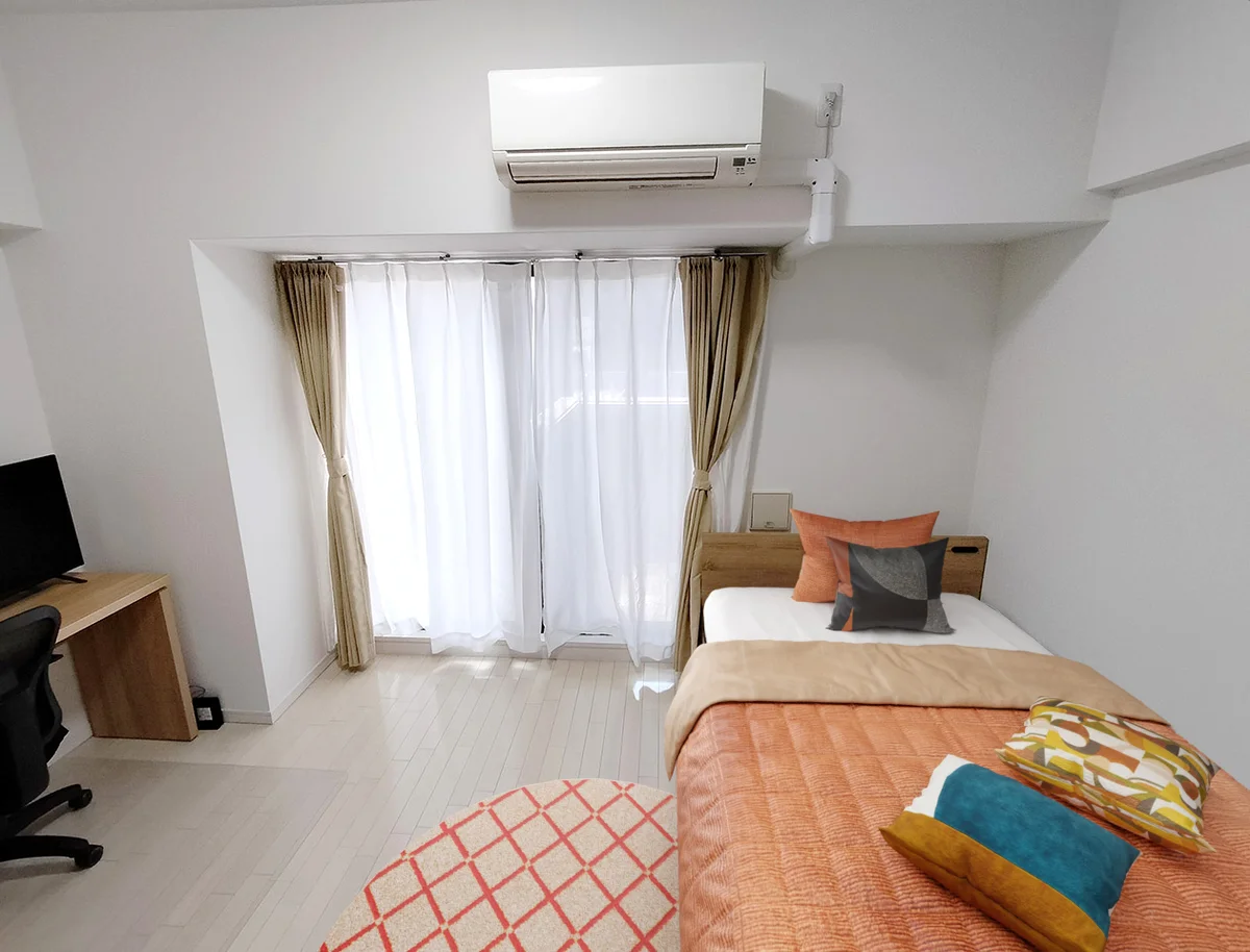 写真はお部屋のイメージです。ラグなどの室内装飾はございません。