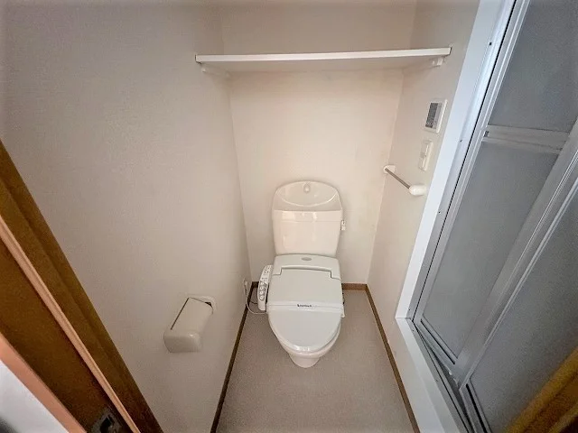 「同タイプの部屋の写真です」「現況優先」