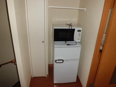 冷蔵庫と電子レンジ。