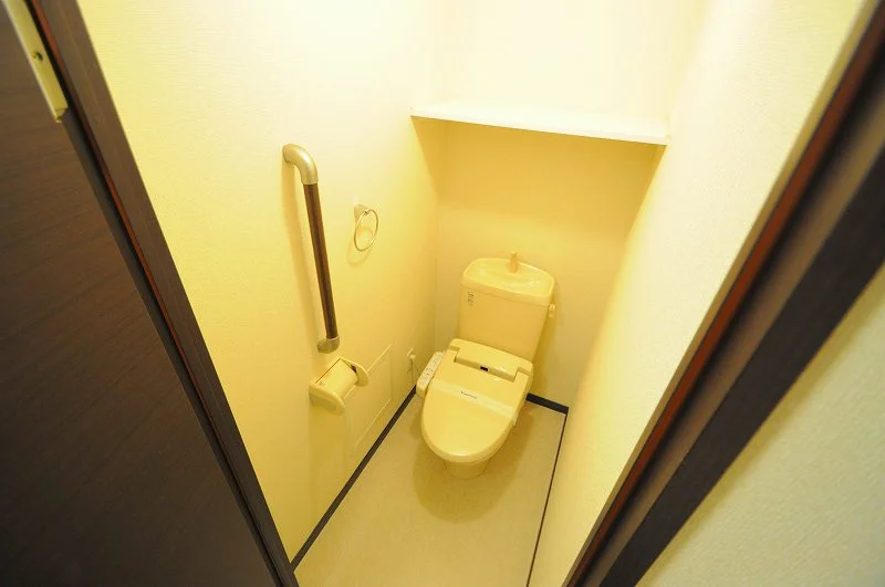 温水洗浄便座完備！