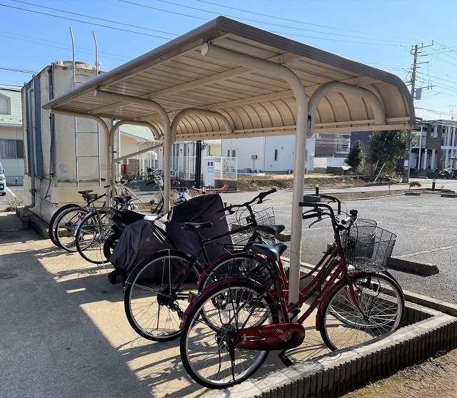屋根付き駐輪場