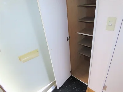 シューズボックスあり
