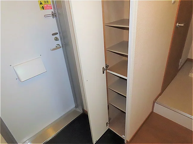 シューズボックスあり