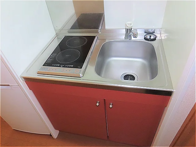 2口の電気コンロまたはIHコンロとなります