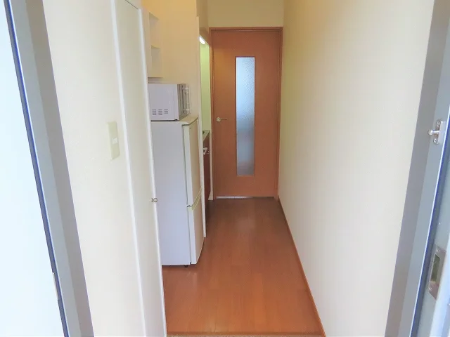 玄関からのアングルです