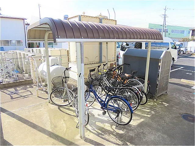 屋根付き駐輪場あり