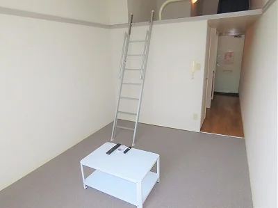 家具家電が備え付けのお部屋です