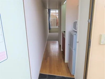 玄関からのアングルです