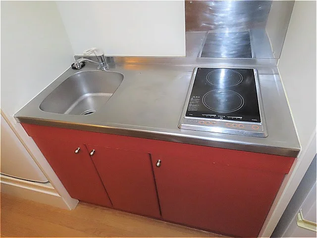 2口の電気コンロまたはIHコンロとなります