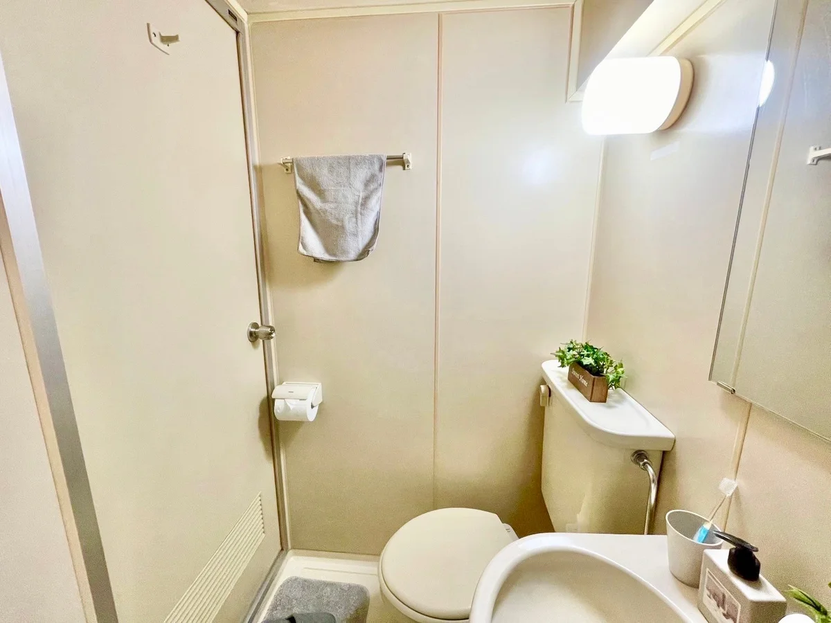 ※撮影用の観葉植物・食器調理器具・雑貨類等はございません。※図面・写真は現況優先。