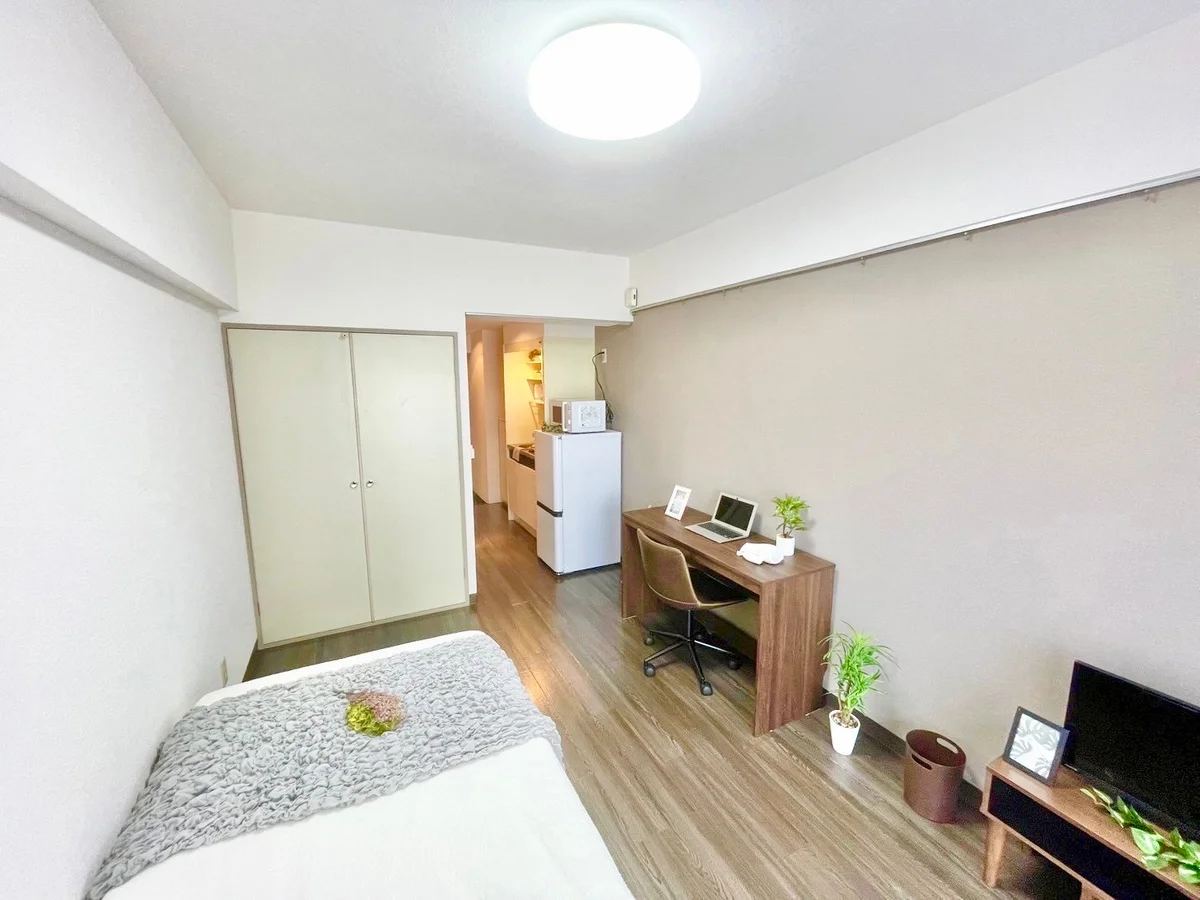 ※撮影用の観葉植物・食器調理器具・雑貨類等はございません。※図面・写真は現況優先。