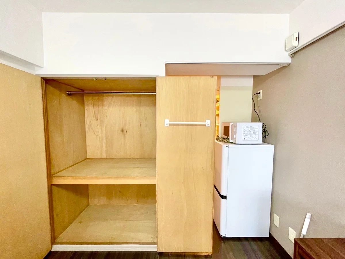 ※撮影用の観葉植物・食器調理器具・雑貨類等はございません。※図面・写真は現況優先。