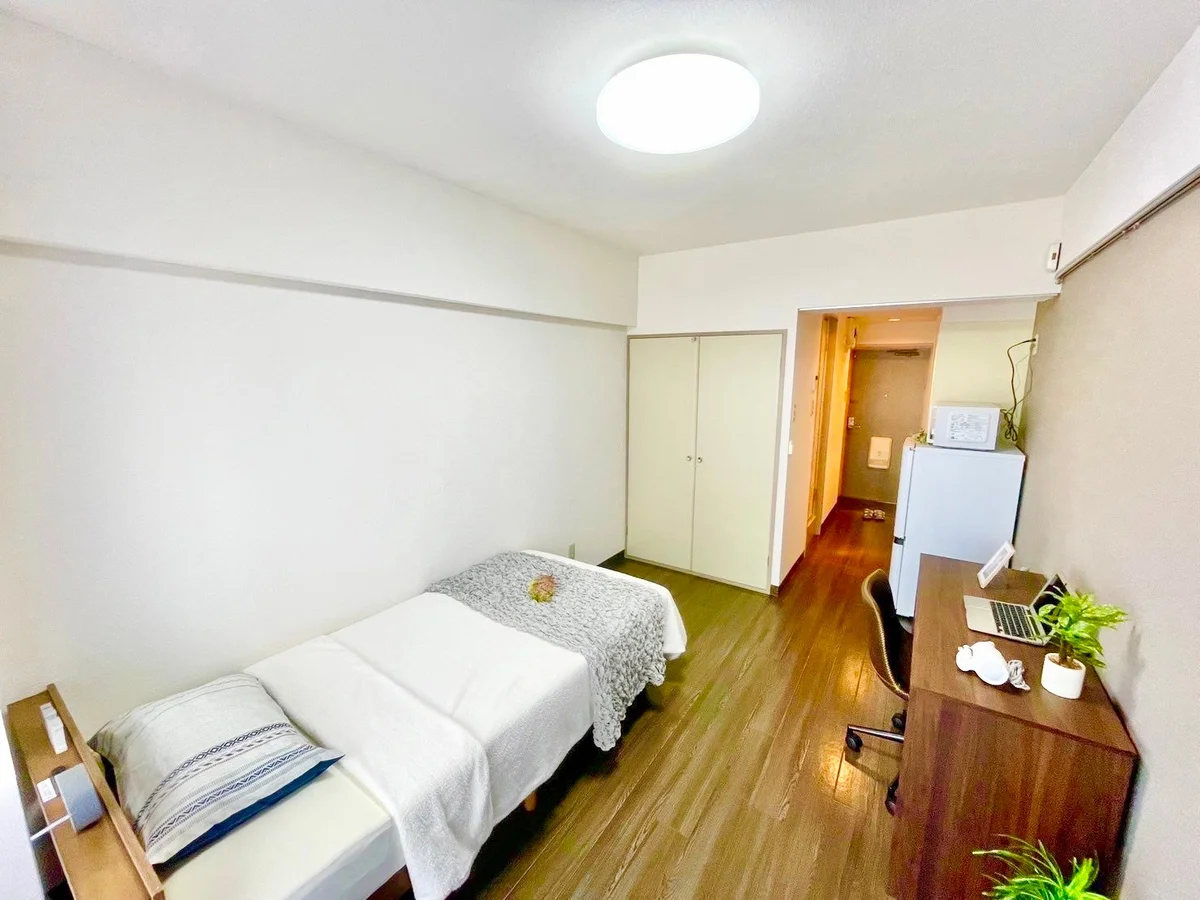 ※撮影用の観葉植物・食器調理器具・雑貨類等はございません。※図面・写真は現況優先。