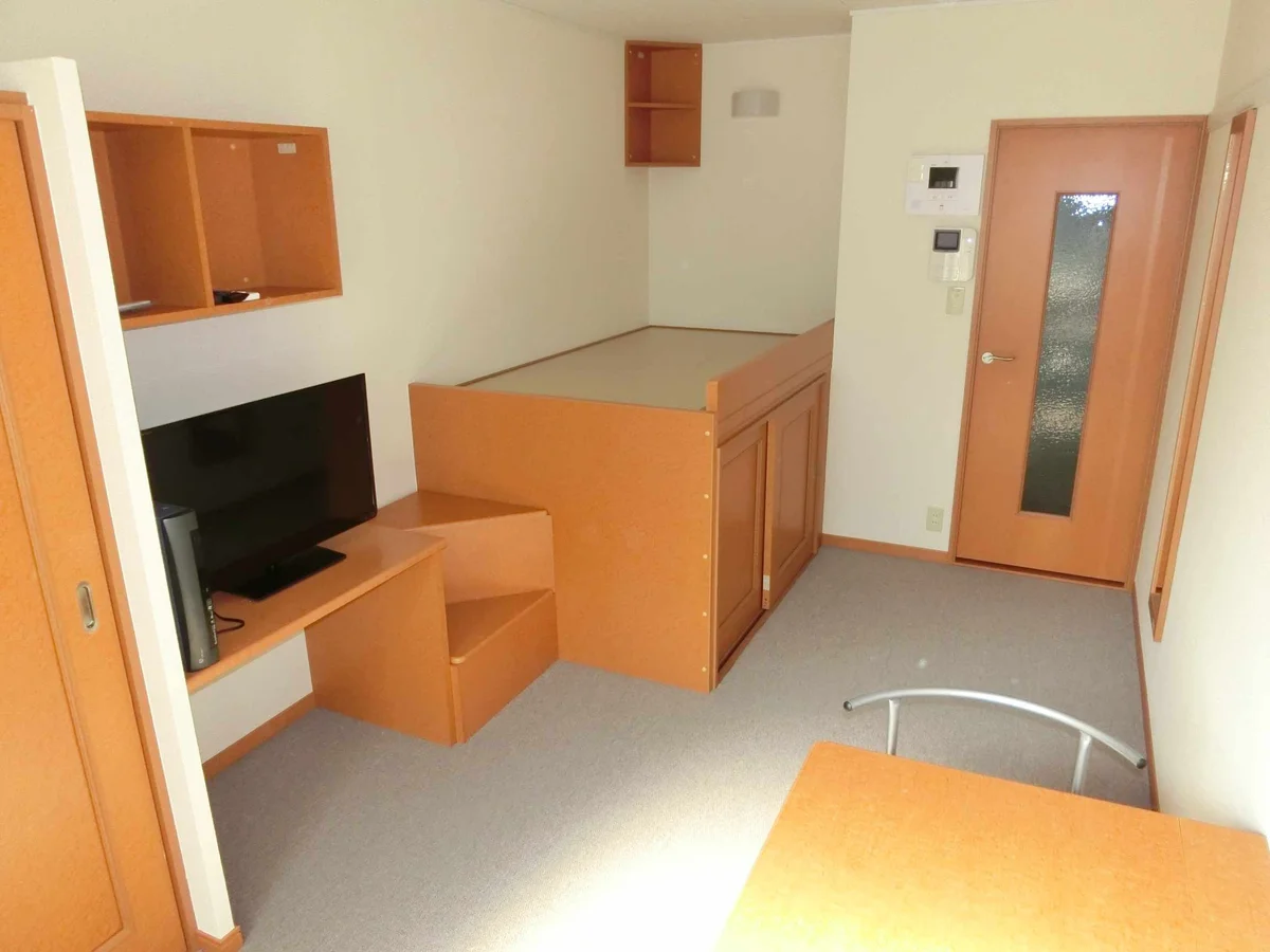 ハイベッドタイプのお部屋です