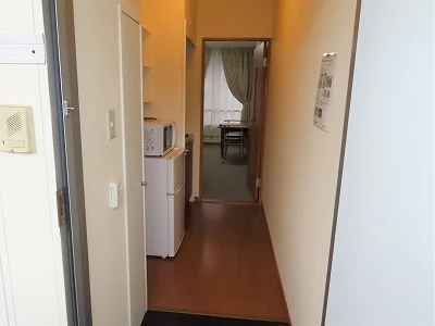 玄関からのアングルです