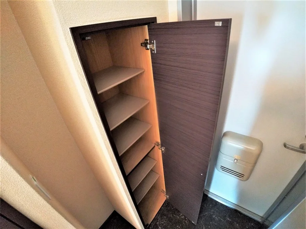 シューズボックス