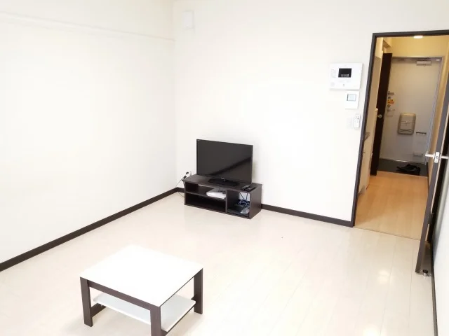 家具家電付、ノンサウンドシステム、セキュリティ付。