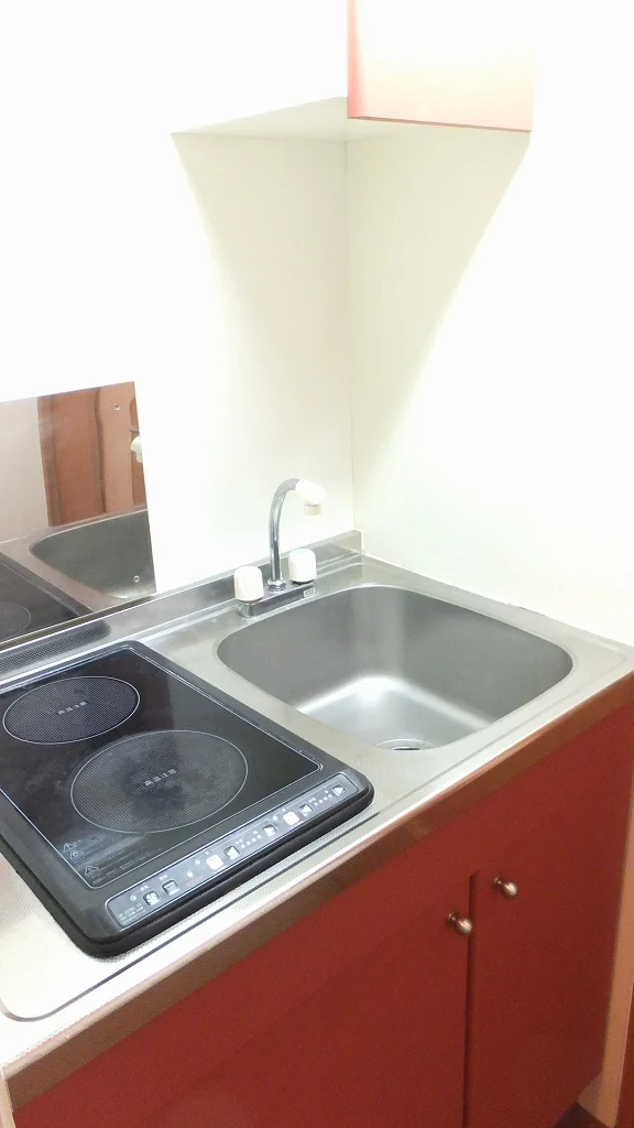 2口の電気コンロ付き