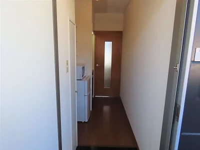 玄関からのアングルです