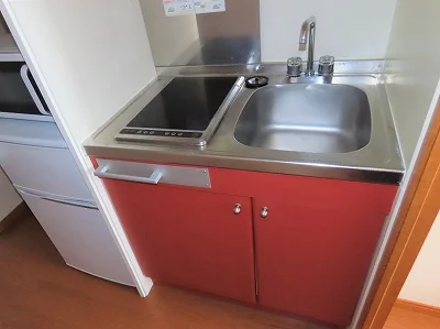 2口の電気コンロまたはIHコンロとなります