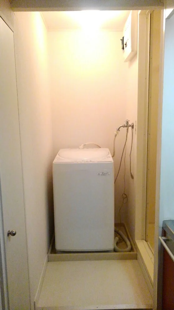 洗濯機　(実際とは異なる場合が御座います)
