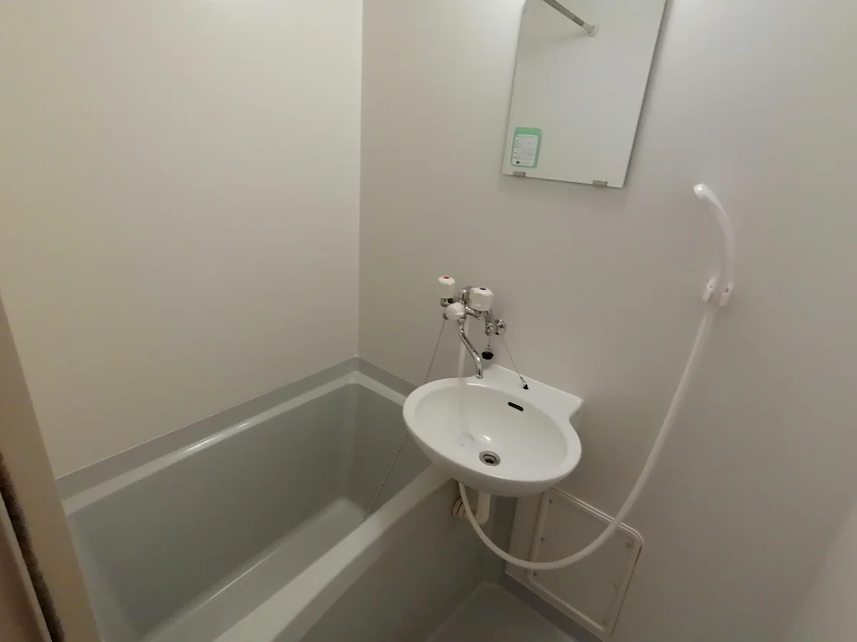 設備・仕様は号室により異なる為、現況を優先致します。