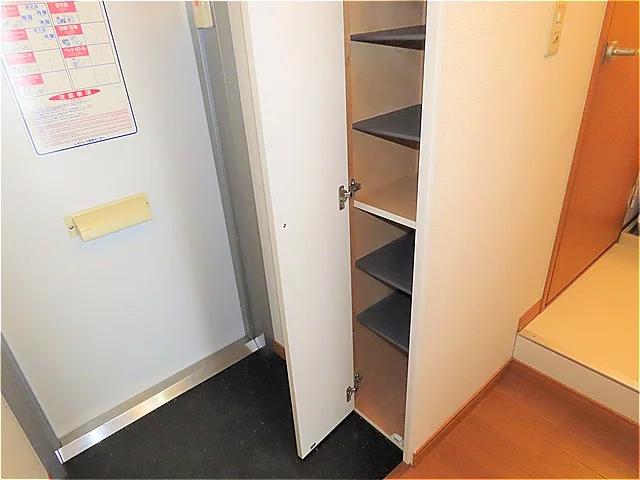 シューズボックスあり