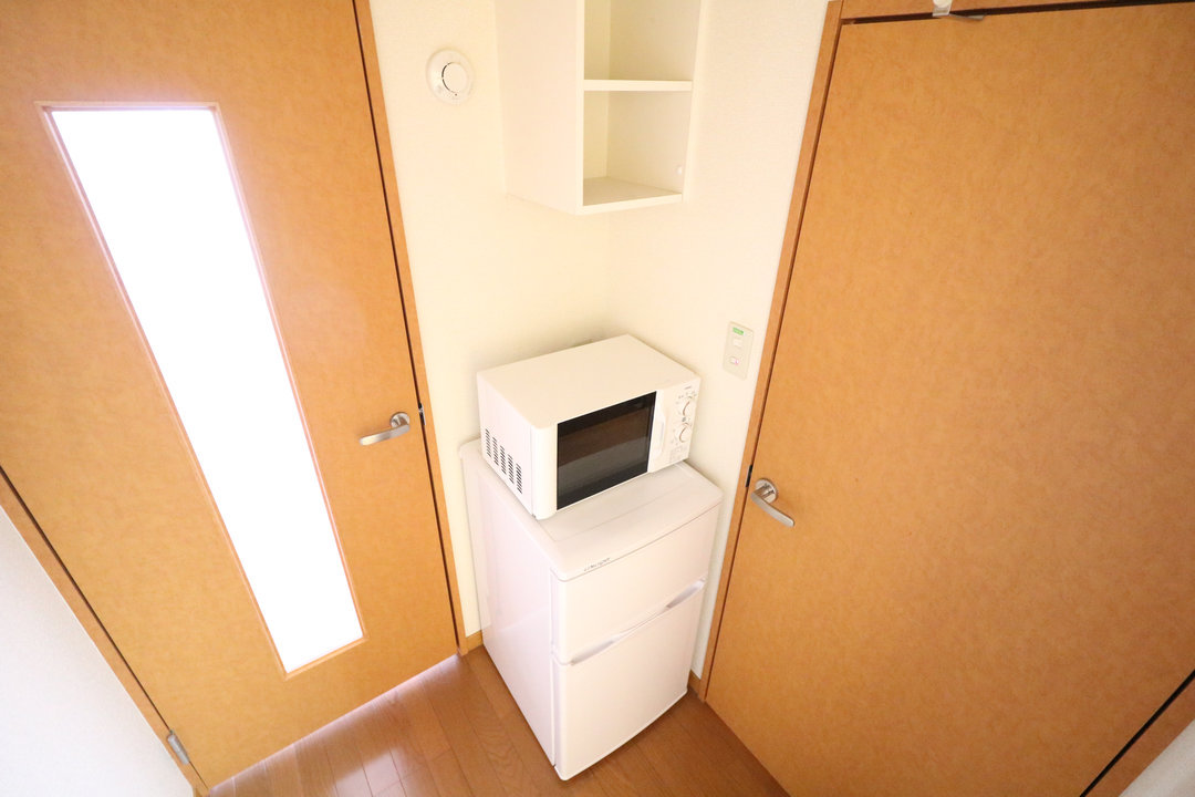 大型家具家電付きにより初めての一人暮らしの方も安心！