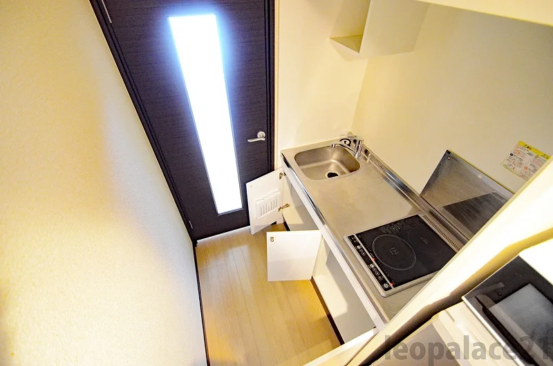 同シリーズの類似となります。現況を優先致します。